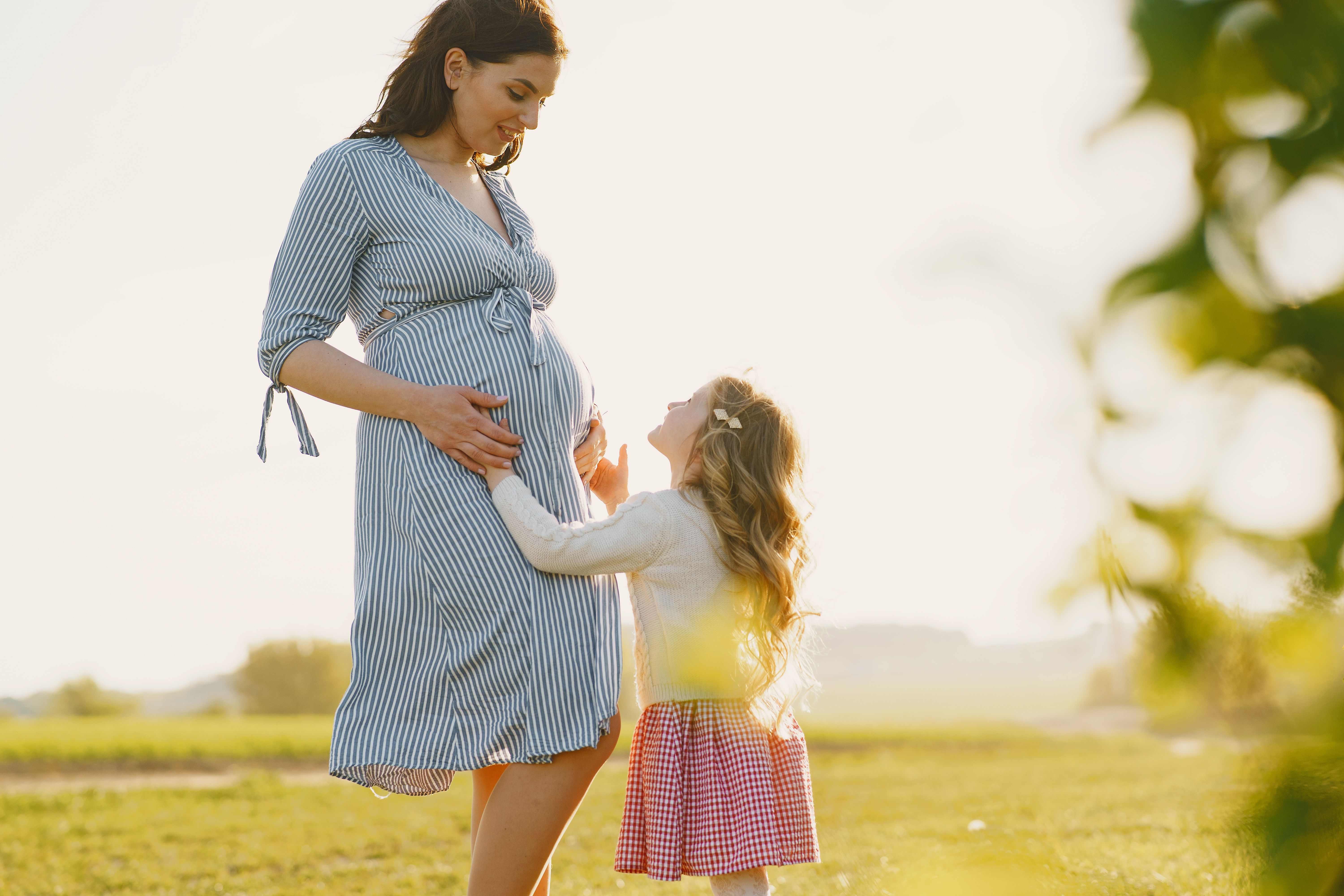 “We have to see these as jobs” – OB-GYN proposes new pregnancy help medical director model