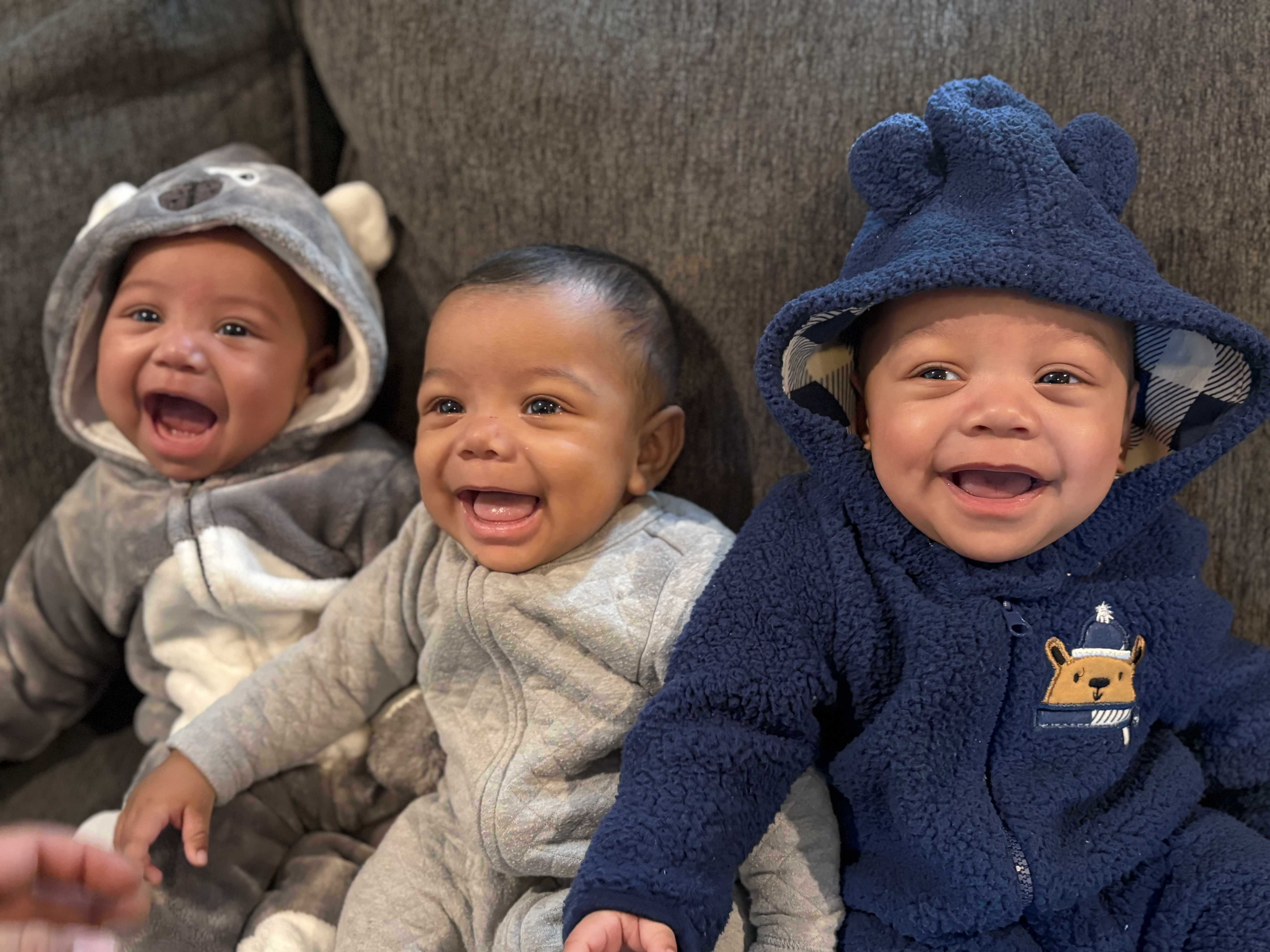 Missouri pregnancy clinic helps moms pregnant with triplets, twins