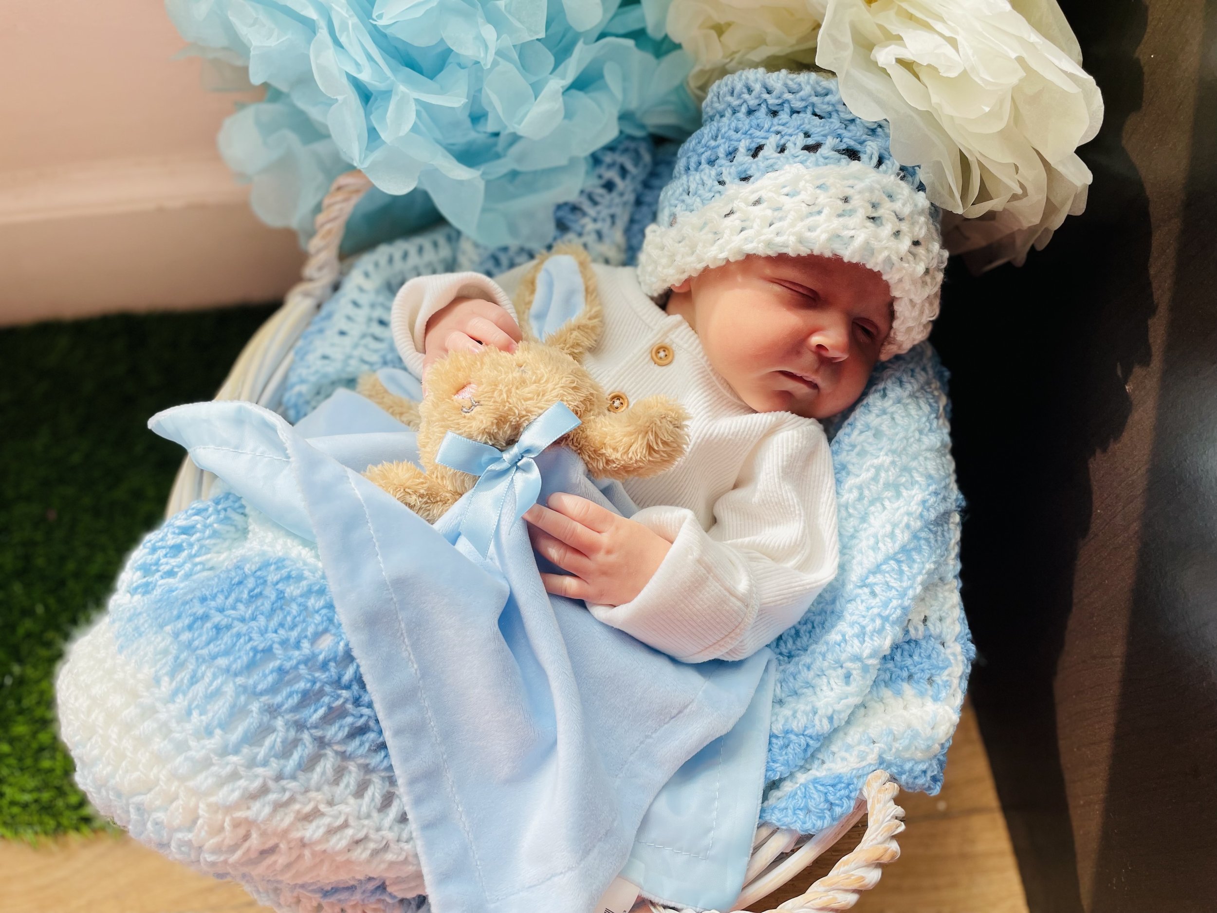 Oregon maternity home celebrates 25 years of pregnancy help services