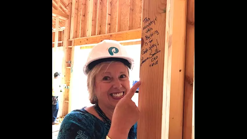 Powerful: Supporters Cover Pregnancy Center’s New Home in Scripture