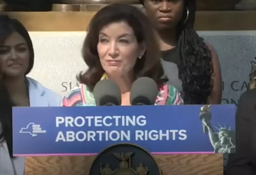 NY governor vows to help Texas women have abortions in her state