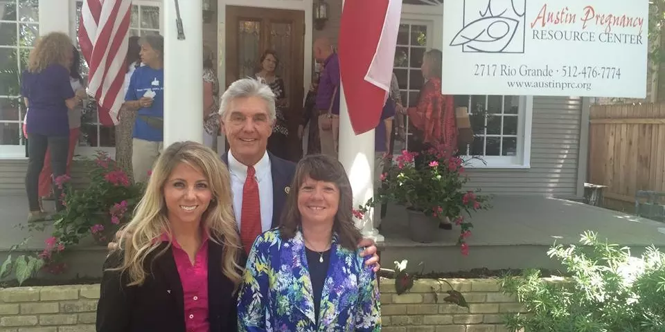 Texas Rep. Calls for Planned Parenthood Defunding on Pregnancy Center Steps