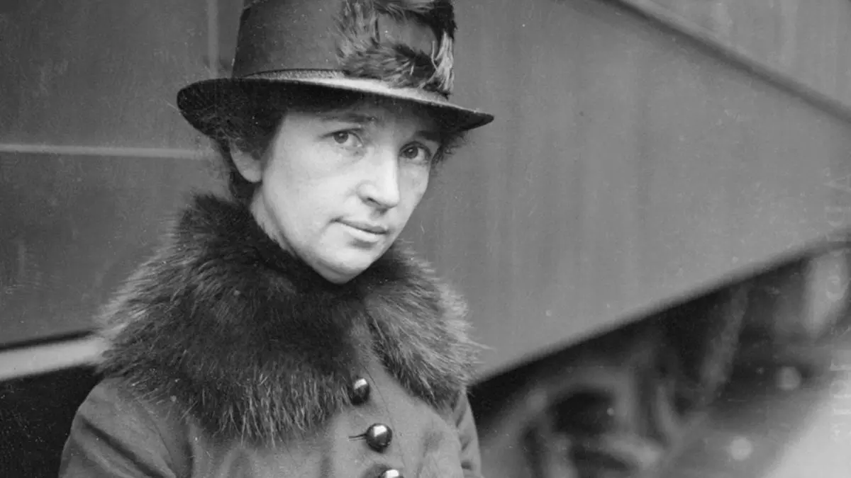 Washington Post Cheers Margaret Sanger\
