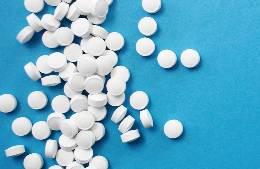 Majority of UK doctors concerned about abortion at home, survey says