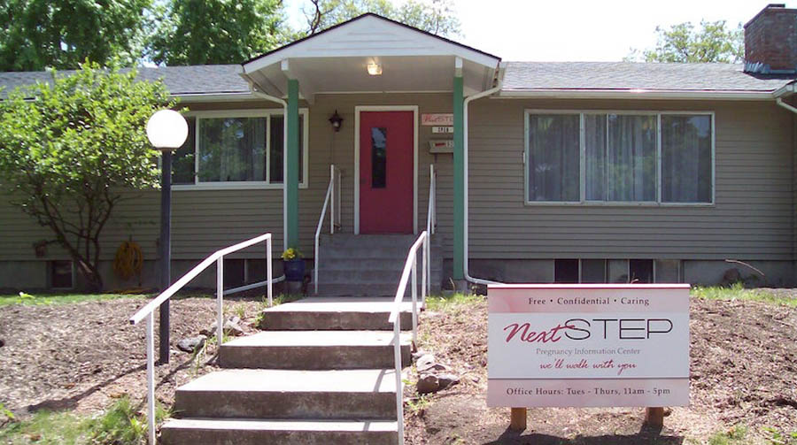 Oregon Pregnancy Center Director 'Gets in Line' for Free Building