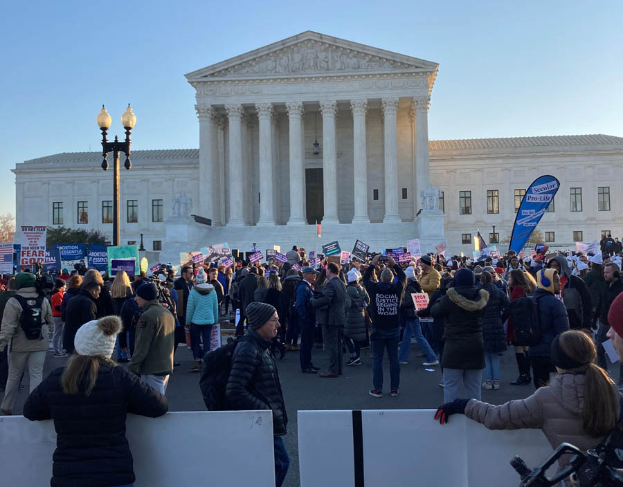 Justices seem ready to uphold law protecting babies at 15 weeks